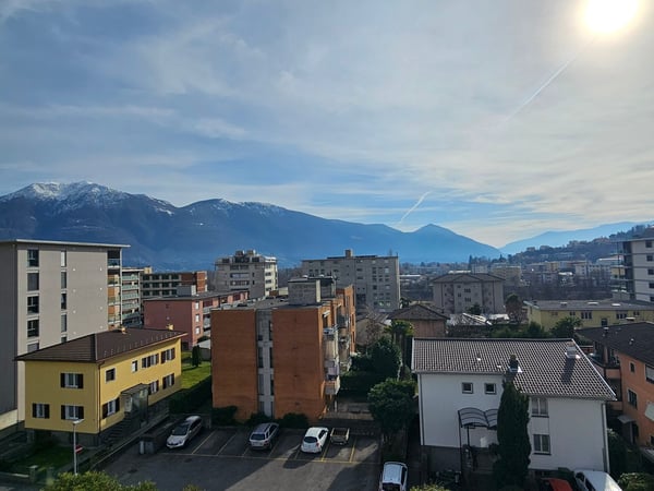 Splendido appartamento 1.5 locali con vista sulle montagne a Solduno 10