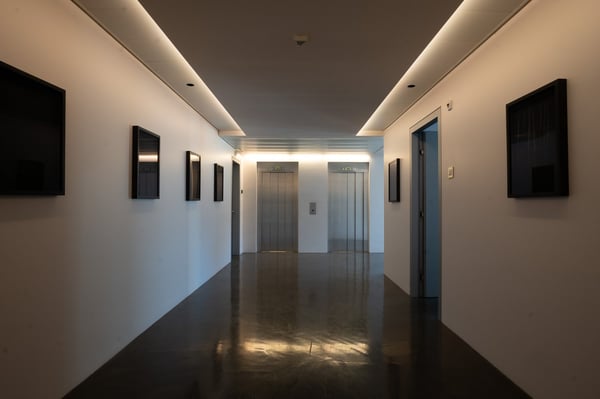 LUGANO CENTRO - Splendido ufficio fronte lago 10