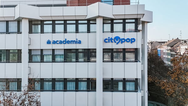 City Pop - Studio Apartments in Basel, next to the train station 4