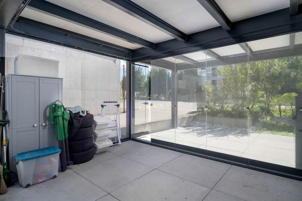 Modern und mit grossem Aussenbereich 10