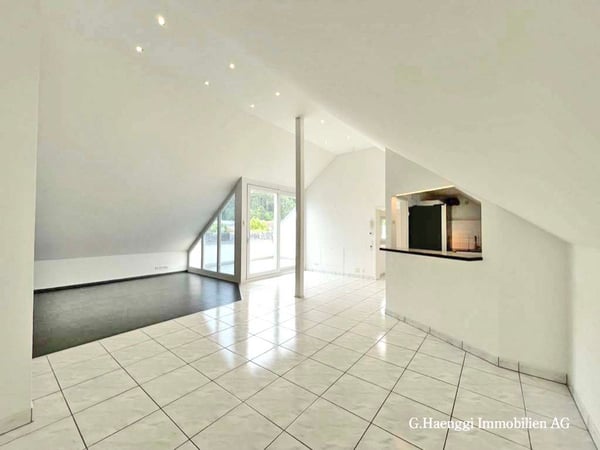 HOCHWERTIGE 1 1?2-ZIMMER MAISONETTE-WOHNUNG MIT WUNDERSCHÖNER AUSSICHT 6