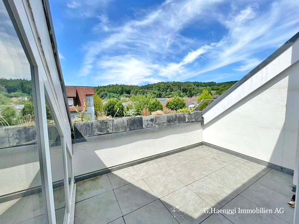 HOCHWERTIGE 1 1?2-ZIMMER MAISONETTE-WOHNUNG MIT WUNDERSCHÖNER AUSSICHT 3