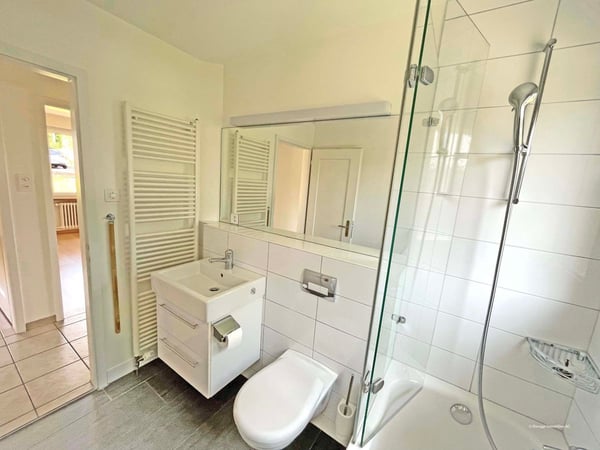 EFH an ruhiger Lage mit grossem Garten ohne Gartenarbeit 10