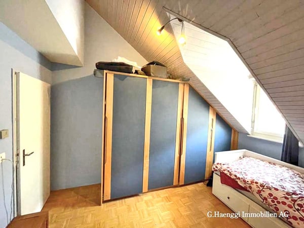 Grosszügige, helle 5 1/2 Zi-Maisonette-Wohnung mit Balkon in der Altstadt 10