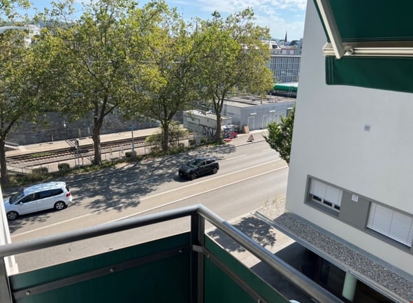 Schöne, günstige 2-Zimmer-Wohnung – möbliert & zentral! 3