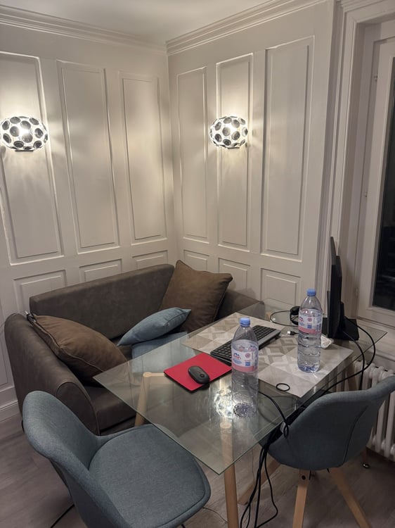 Trendig Möblierte  Wohnung, MIT EIGENER TERRASSE! Top Lage! 3