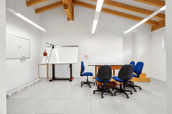 Complesso ideale per uffici e attività 6