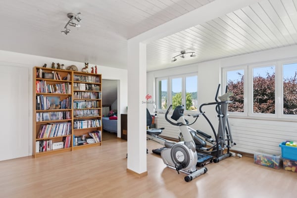 Maison individuelle avec annexe et grand terrain 6