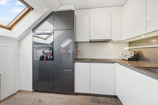 Modernes Wohnen an zentraler Lage mit Balkon 2