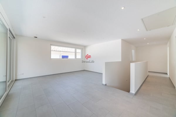 Modernes, helles Bijoux in familiärer Atmosphäre 5