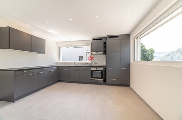 Modernes, helles Bijoux in familiärer Atmosphäre 3