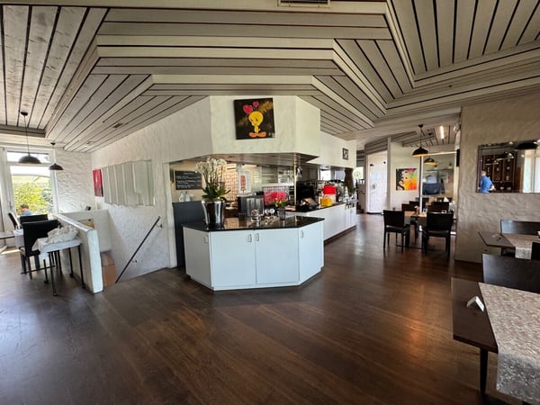 Einmalige Gelegenheit - Restaurant & Wohnung 6