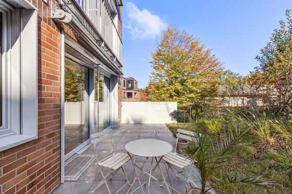 Stilvolles Wohnen im Grünen - mitten in Zürich 13