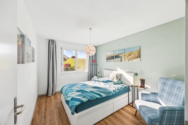 Ruhig und sonnig mit gepflegtem Garten! 9