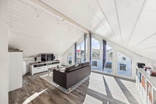 Ruhig und sonnig mit gepflegtem Garten! 7