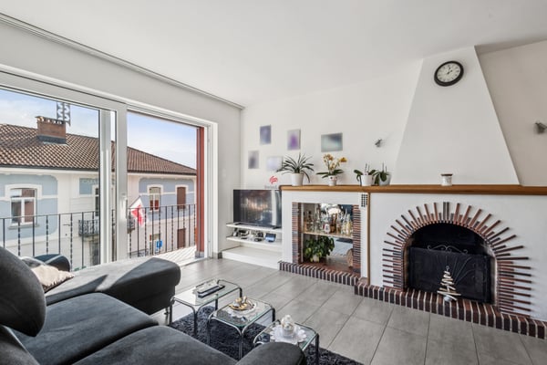 Ihr grosszügiges Ferienhaus im Dorfkern - il vostro rifugio luminoso 3