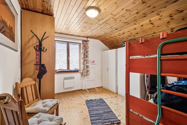 Chalet alpino con vista panoramica sulle Montagne 6