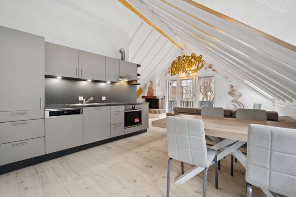 Ein Bijou an traumhafter Lage. 10