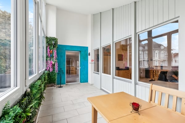 Grosszügige Villa an Toplage mit viel Umschwung! 9