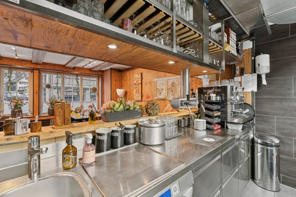 Gemsli - Alpenthai: Restaurant mit Wohnung in Altstätten 5