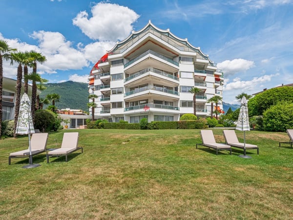 Exklusives Wohnen direkt am See! 9