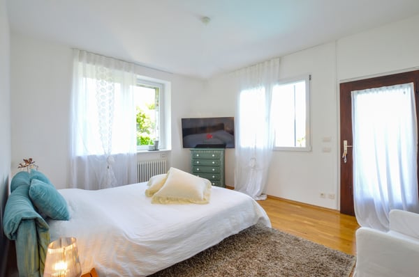 Il vostro appartamento ampio con 2 posteggi- Ihre grosszügige Wohnung 7