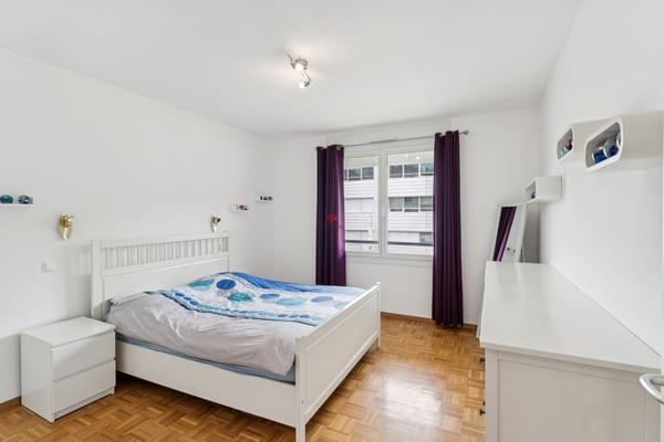 Spacieux appartement traversant de 4 pièces au calme 5