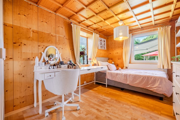 Stadt trifft Natur - Doppelhaus mit einzigartiger Gartenidylle 9
