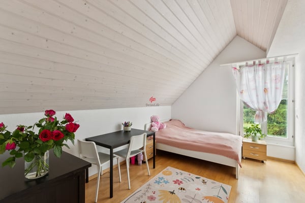 Dach Maisonette mit Weitblick und Sonnenlage 8