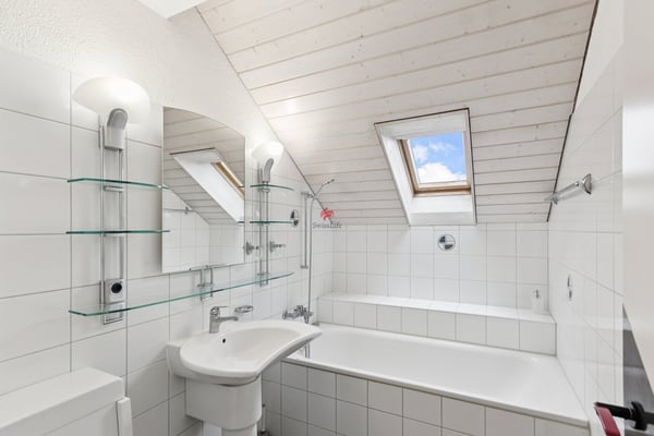 Dach Maisonette mit Weitblick und Sonnenlage 9