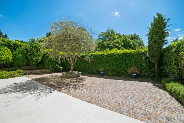 Elegant appartement de 160 m² au coeur de Cologny 4