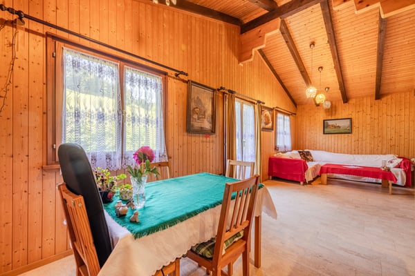 Rückzugsort im Grünen - Charmantes Chalet mit viel Umschwung 7