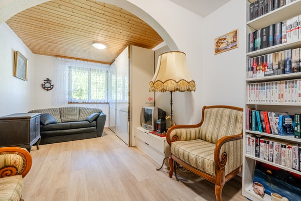 Rückzugsort im Grünen - Charmantes Chalet mit viel Umschwung 13