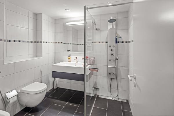 Edle Attika-Wohnung mit 80 m² Terrasse 8