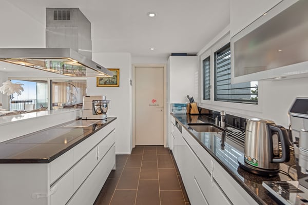 Edle Attika-Wohnung mit 80 m² Terrasse 4