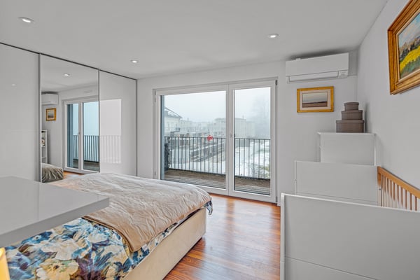 Edle Attika-Wohnung mit 80 m² Terrasse 9