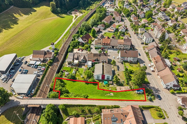 1'715 m² Entwicklungsareal - bereit für Ihre Vision! 3