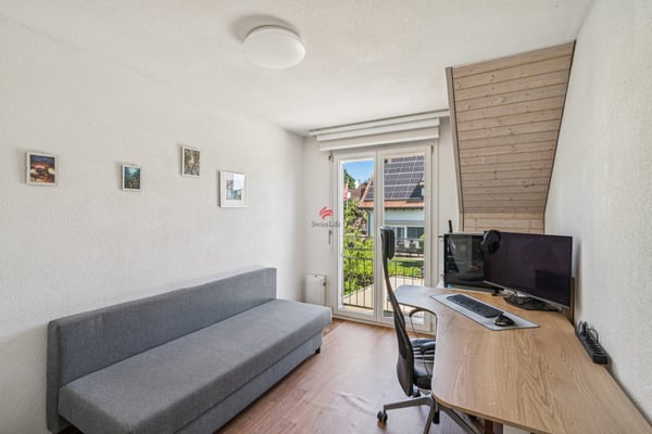 Doppelhaushälfte mit Biotop 7