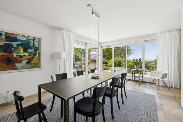Grandiose Aussicht trifft auf freistehende Moderne 8