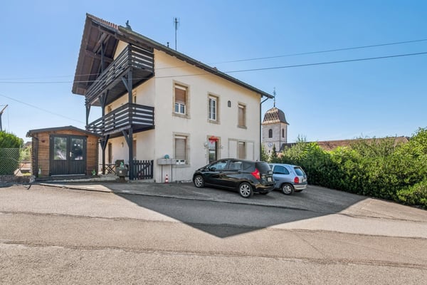 Immeuble de trois appartements loués 2