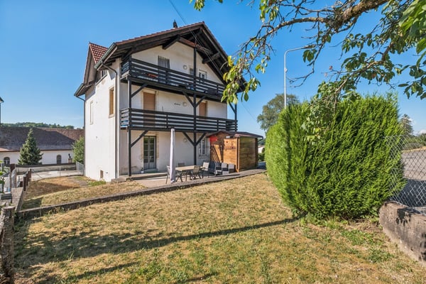 Immeuble de trois appartements loués 1