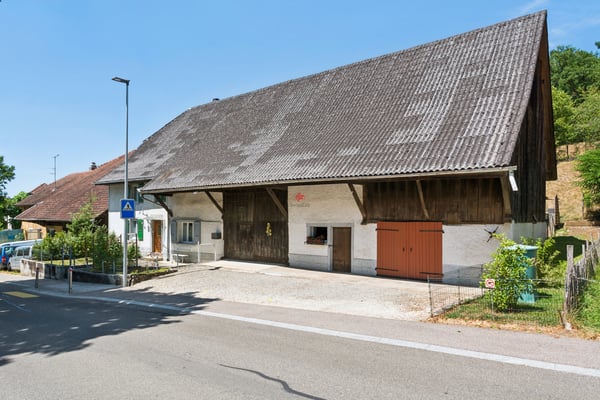 Charmantes Bauernhaus mit viel Platz und Potenzial 1