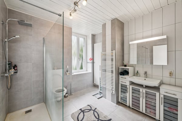 Au pied du château: maison avec vue et jardin 7