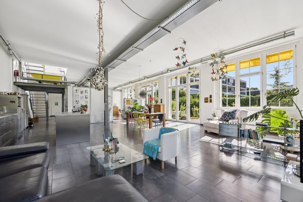 Einmaliges Loft mit Umschwung