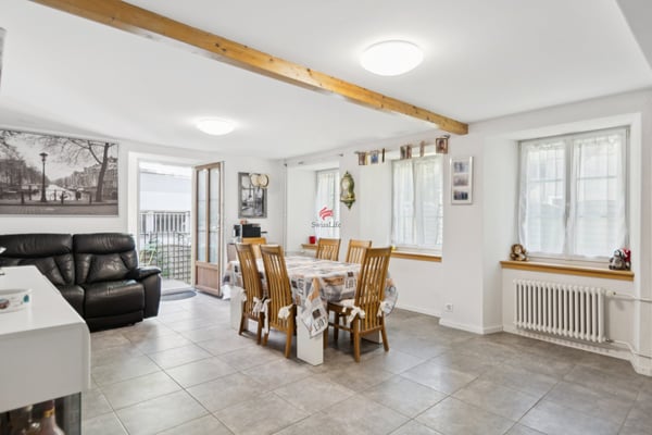 Immeuble de rendement de 5 appartements, bureaux et places de parc 4