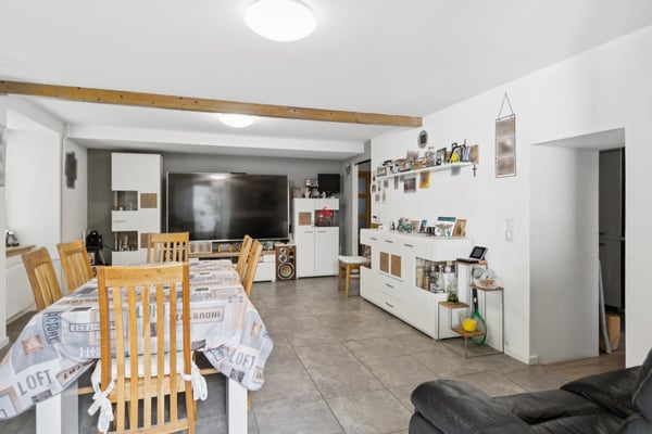 Immeuble de rendement de 5 appartements, bureaux et places de parc 5