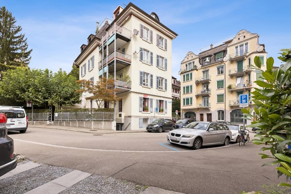 Altbauwohnung an hervorragender Lage 1
