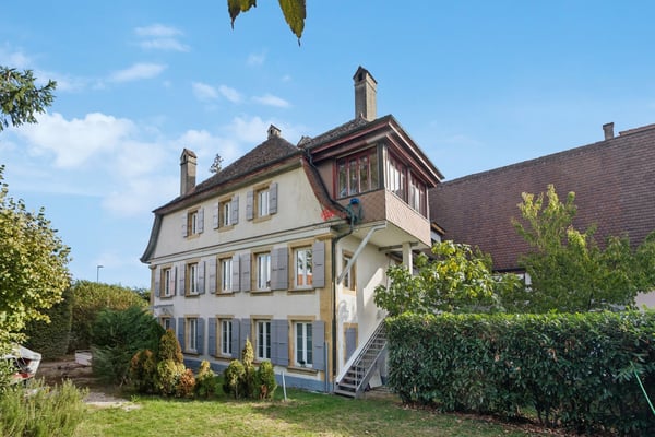 Immeuble de rendement constitué de quatre appartements tous loués 1