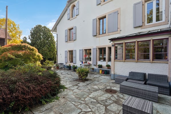 Immeuble de rendement constitué de quatre appartements tous loués 7