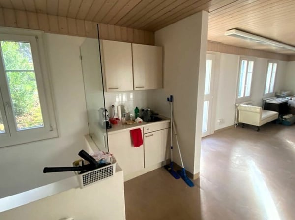 Attraktiver Gewerberaum im Zentrum von Meilen 8